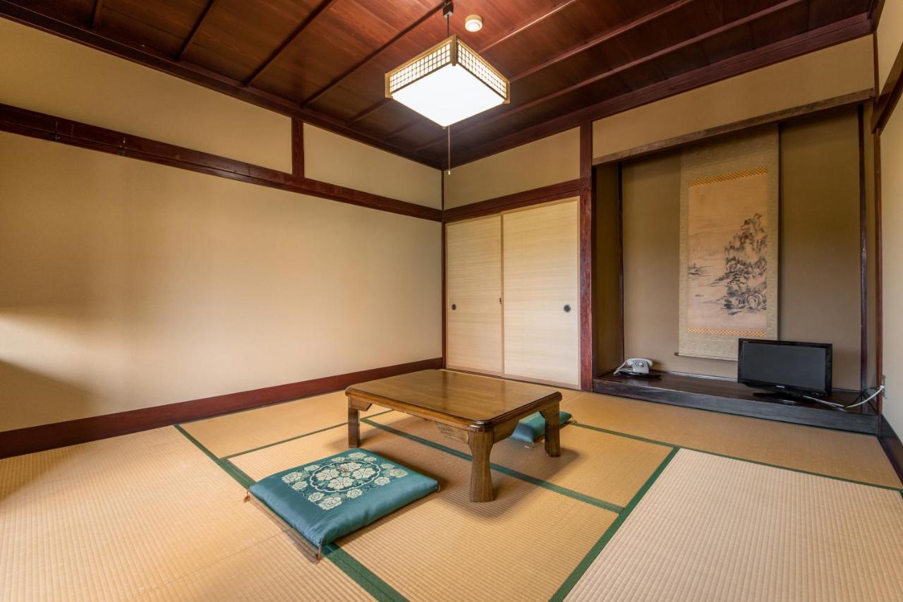 Kadokyu Ryokan Takaoka Εξωτερικό φωτογραφία