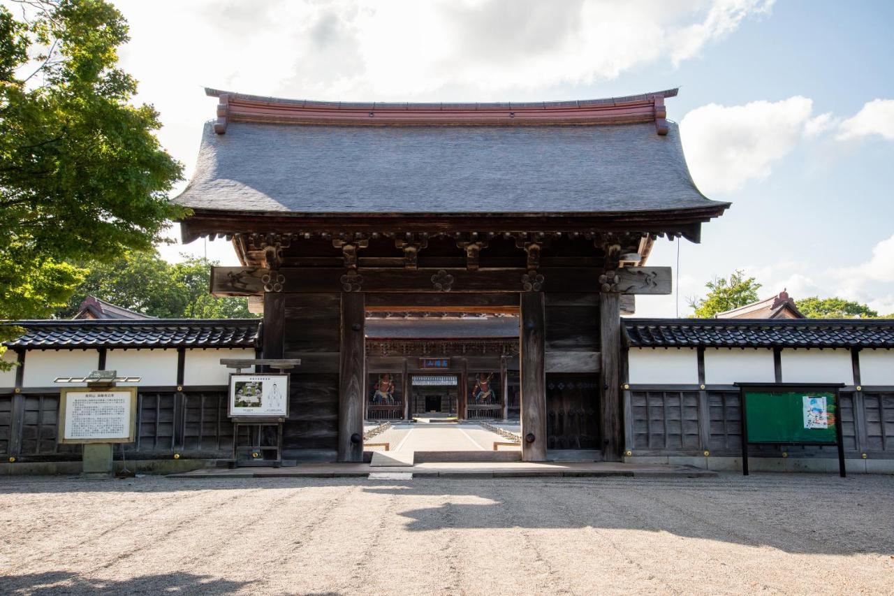 Kadokyu Ryokan Takaoka Εξωτερικό φωτογραφία